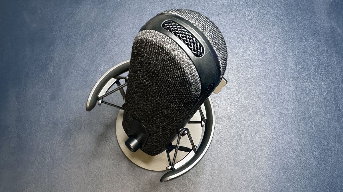 SteelSeries Alias Review: Sounds Expensive | Tom's Hardware