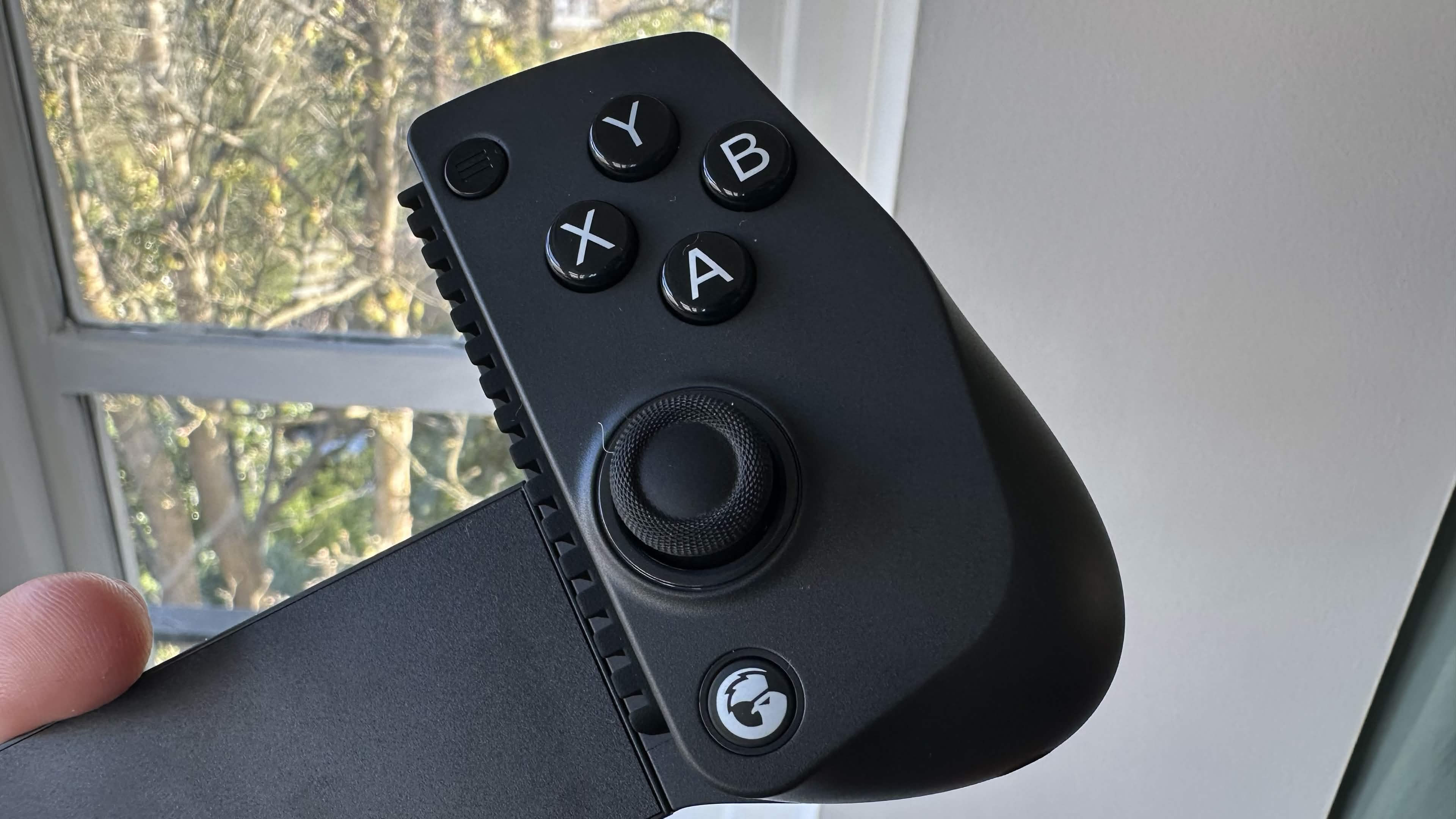 The face buttons on the GameSir X5s