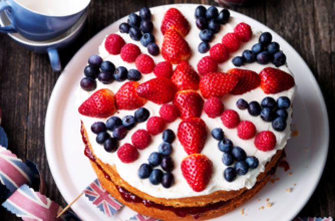 Kirstie Allsopp’s Union Jack celebration cake