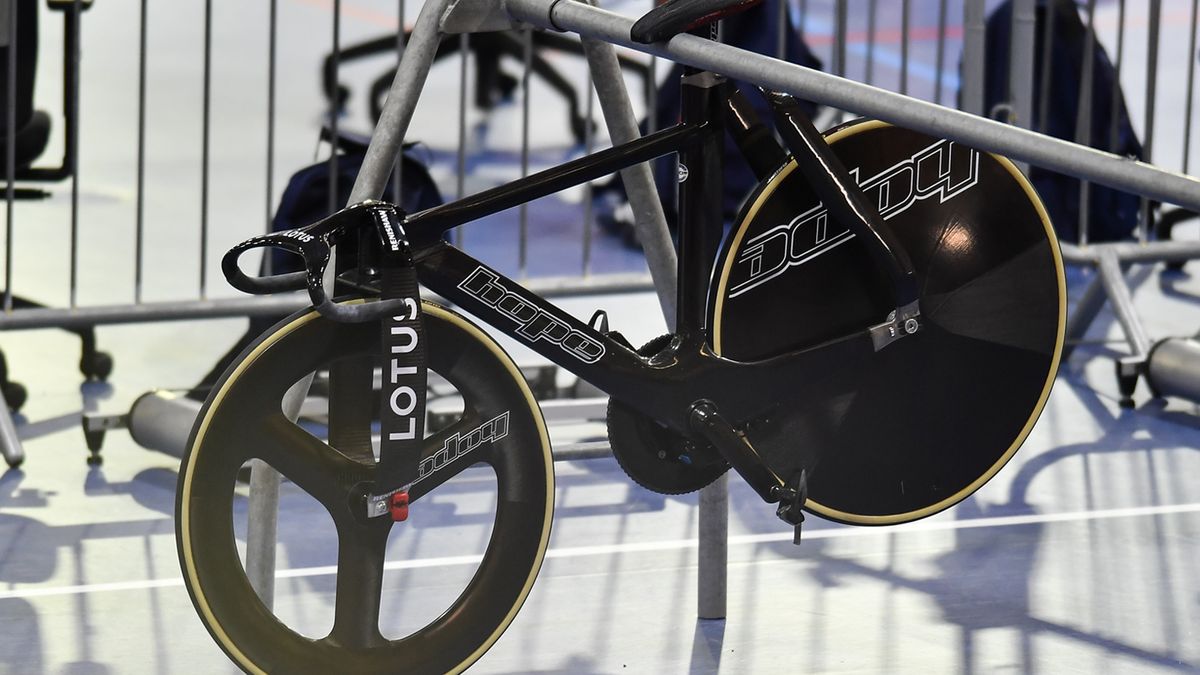 Team GB Lotus x Hope HB.T bike with trispoke front wheel