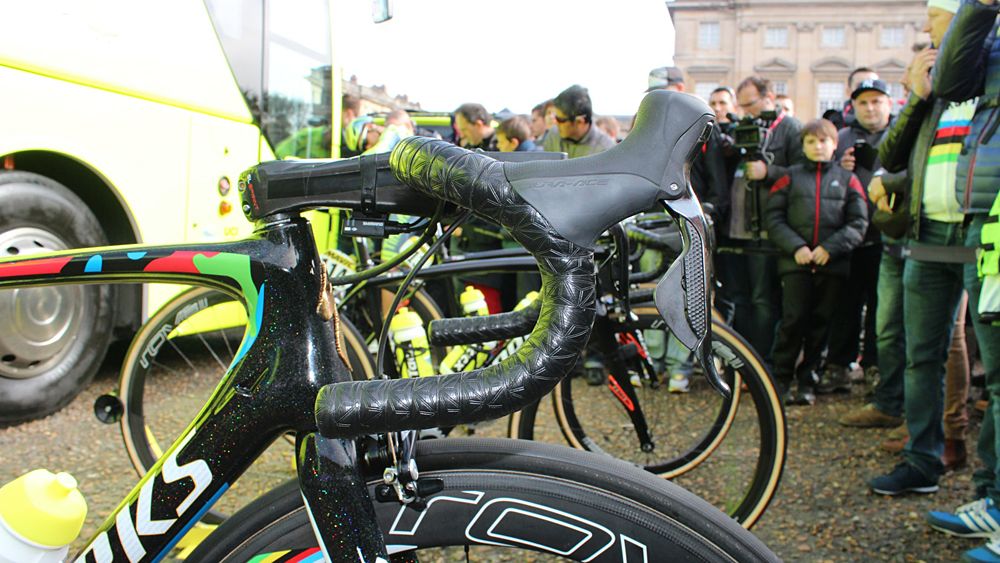 While Sagan and Fabian Cancellara have opted for mechanical Shimano for the cobbles, a majority of the Shimano-sponsored riders this year used the electric option, including race winner Matthew Hayman