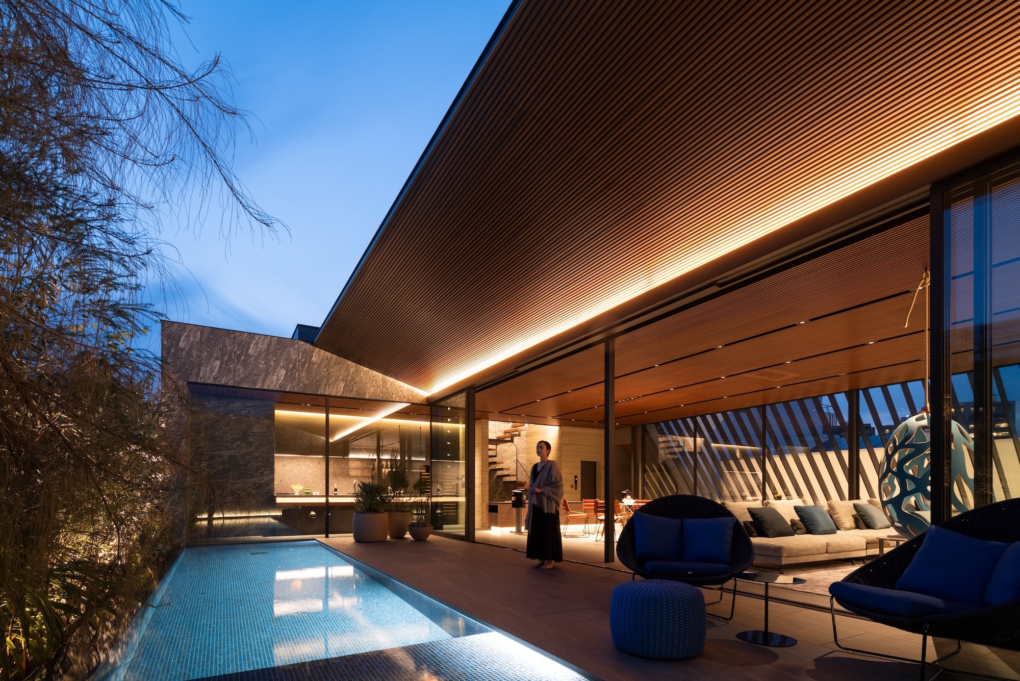 Stealth by Apollo architects