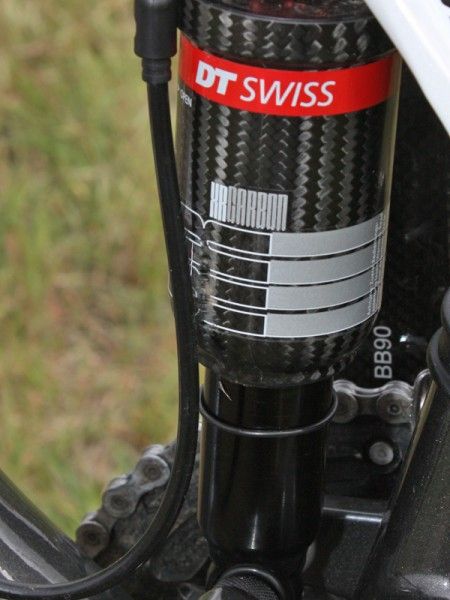 Cable routing on the Top Fuel 9.9 SSL is good but not perfect. This amount of rub is just annoying for now but could be problematic once it starts to wear into the air can. Check housing lengths carefully.