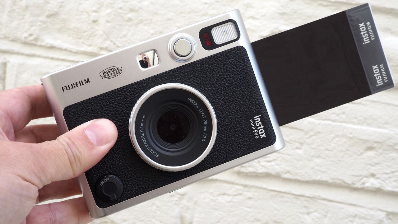 Fujifilm Instax Mini Evo review