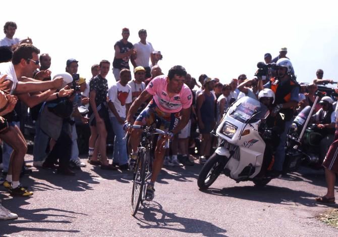 Abraham Olano in the 1996 Giro d'Italia