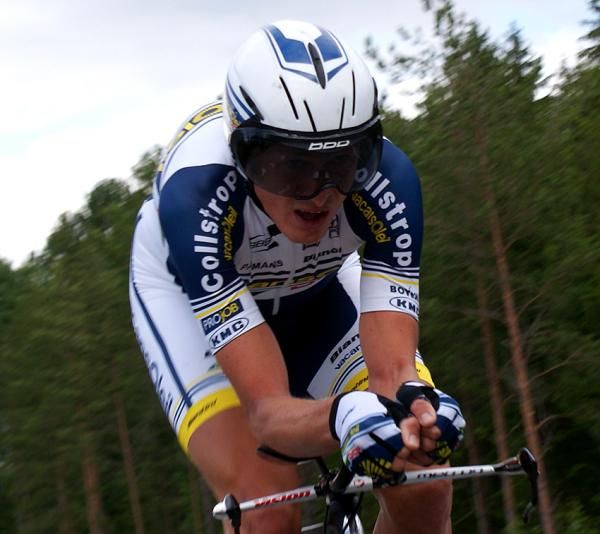 Gustav Larsson (Vacansoleil-DCM) en route to his fifth national time trial championship.
