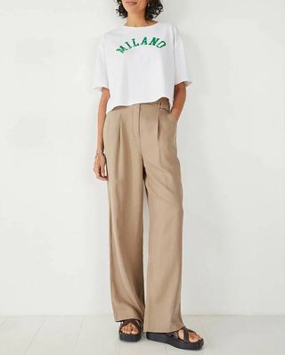 Camel-coloured trousers