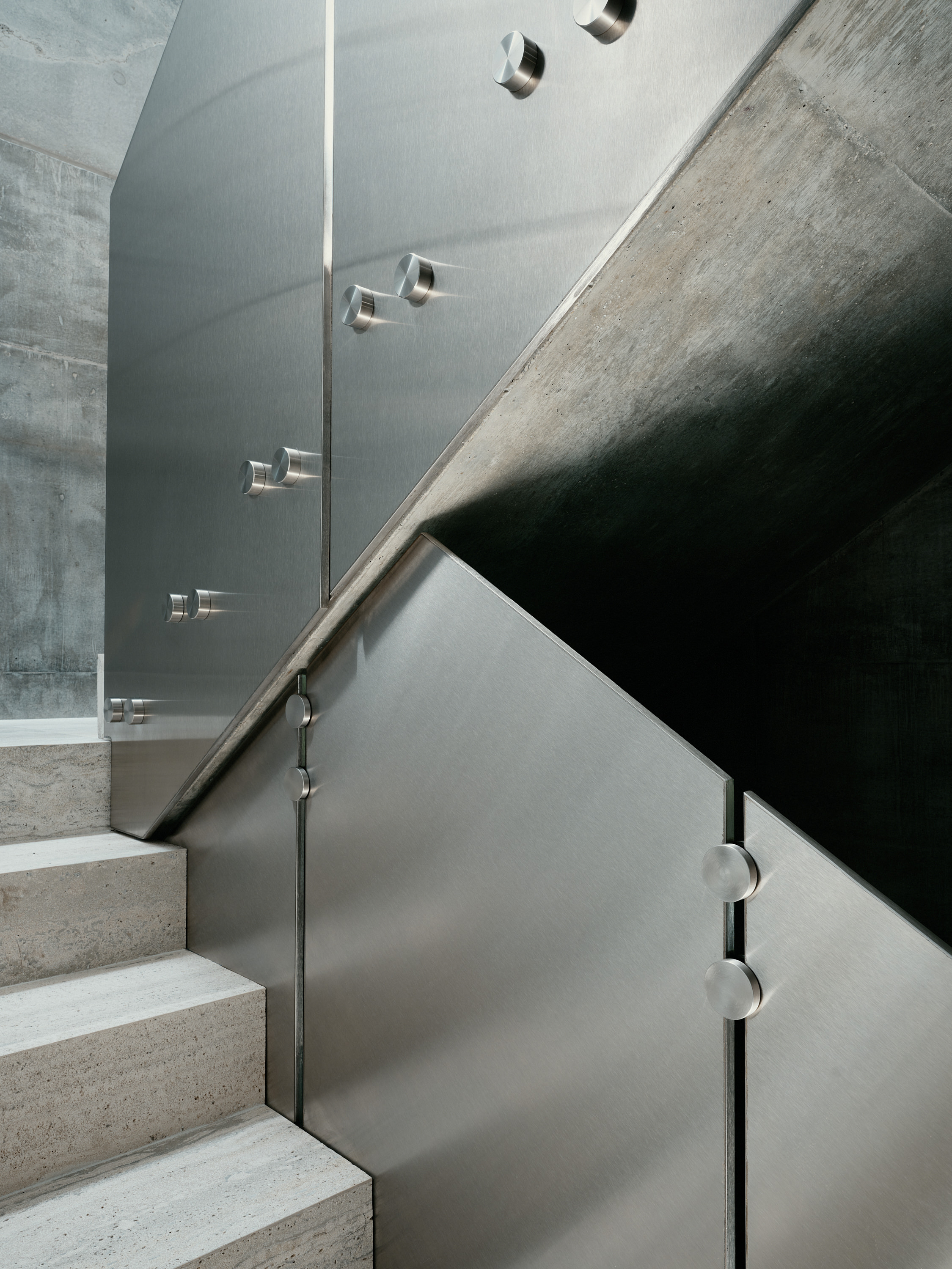 Miami house by studiokp2, a minimalist concrete building with clean surfaces and monumental volumes