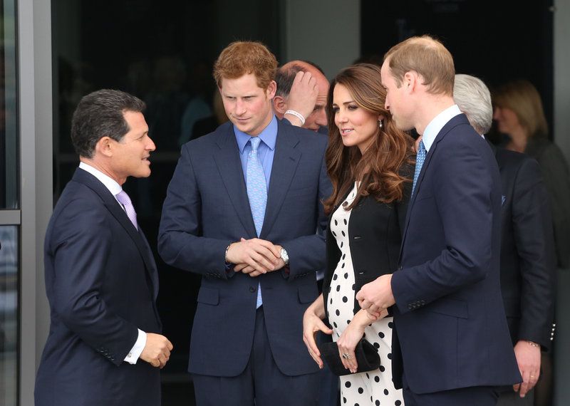 kate middleton pregnant with prince william