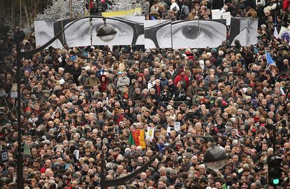 Enormous crowd gathers for French anti-terror rally: 'Today, Paris is the capital of the world'