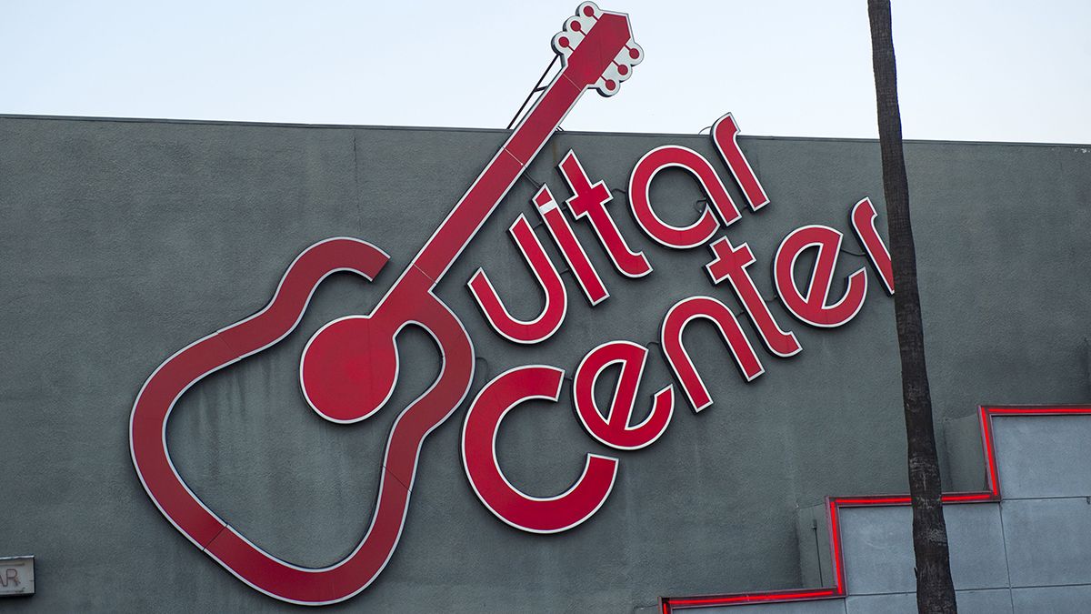 Guitar Center storefront