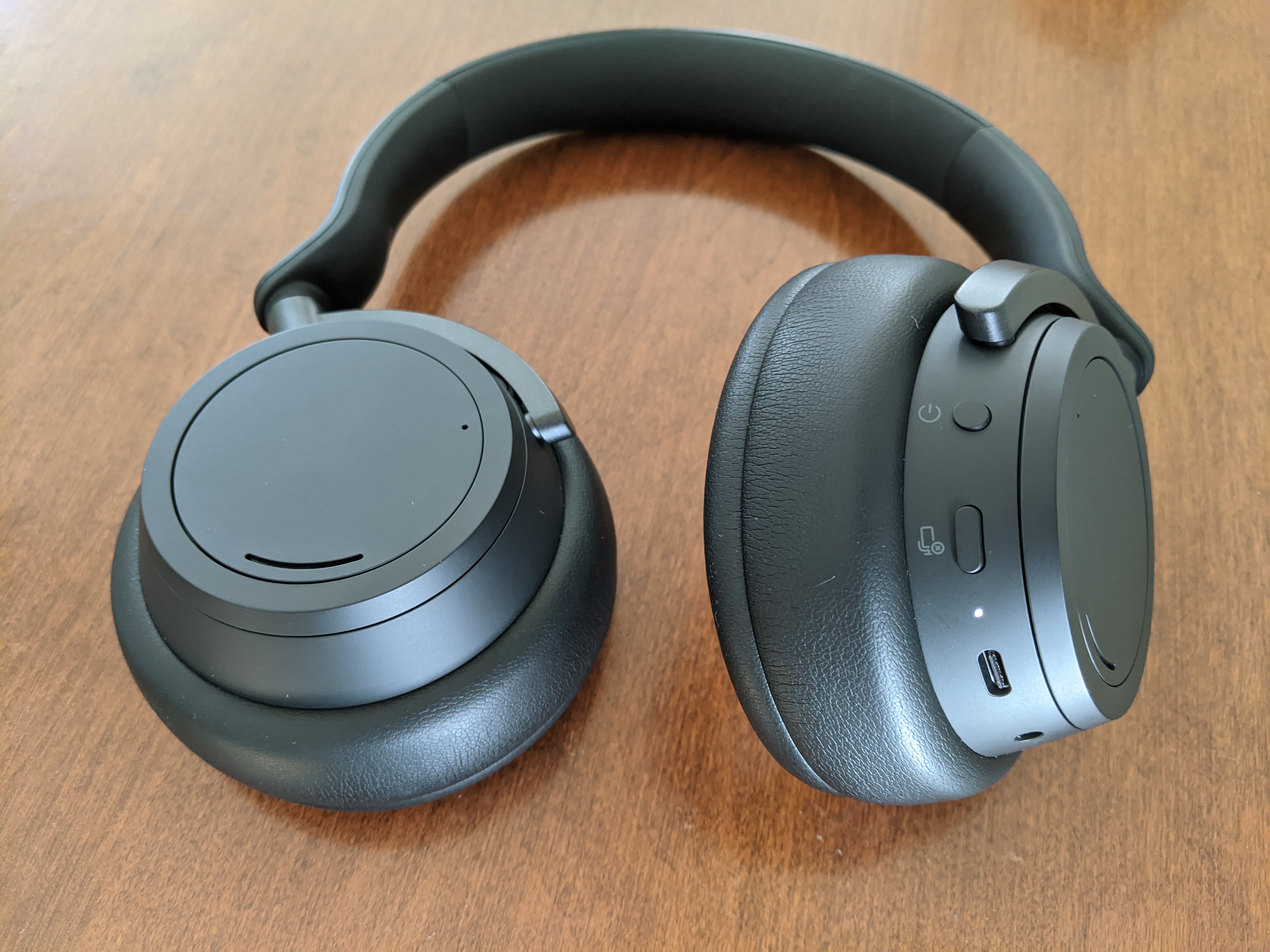 best Bose headphones alternatives: Microsoft Surface Headphones 2