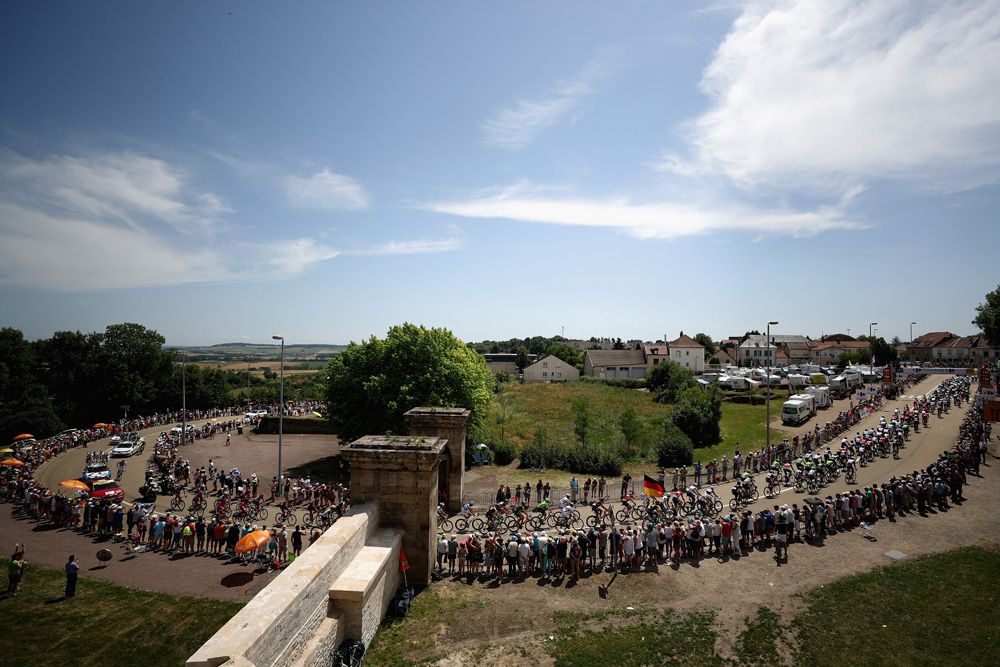 It was a hot day out on stage 6 to Troyes