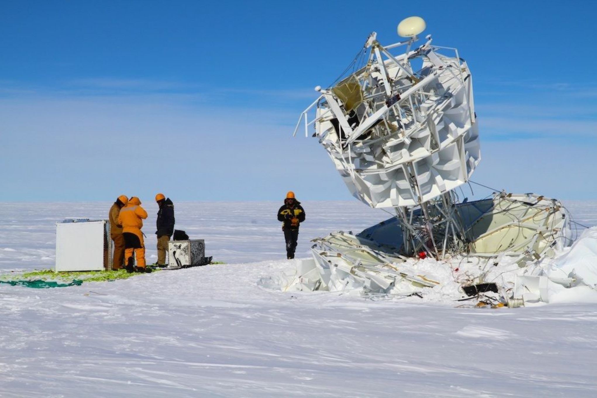 A team recovers NASA&#039;s Antarctic Impulsive Transient Antenna (ANITA) after a successful flight.