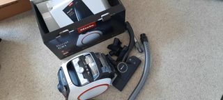 Miele Boost CX1 Powerline out of the box