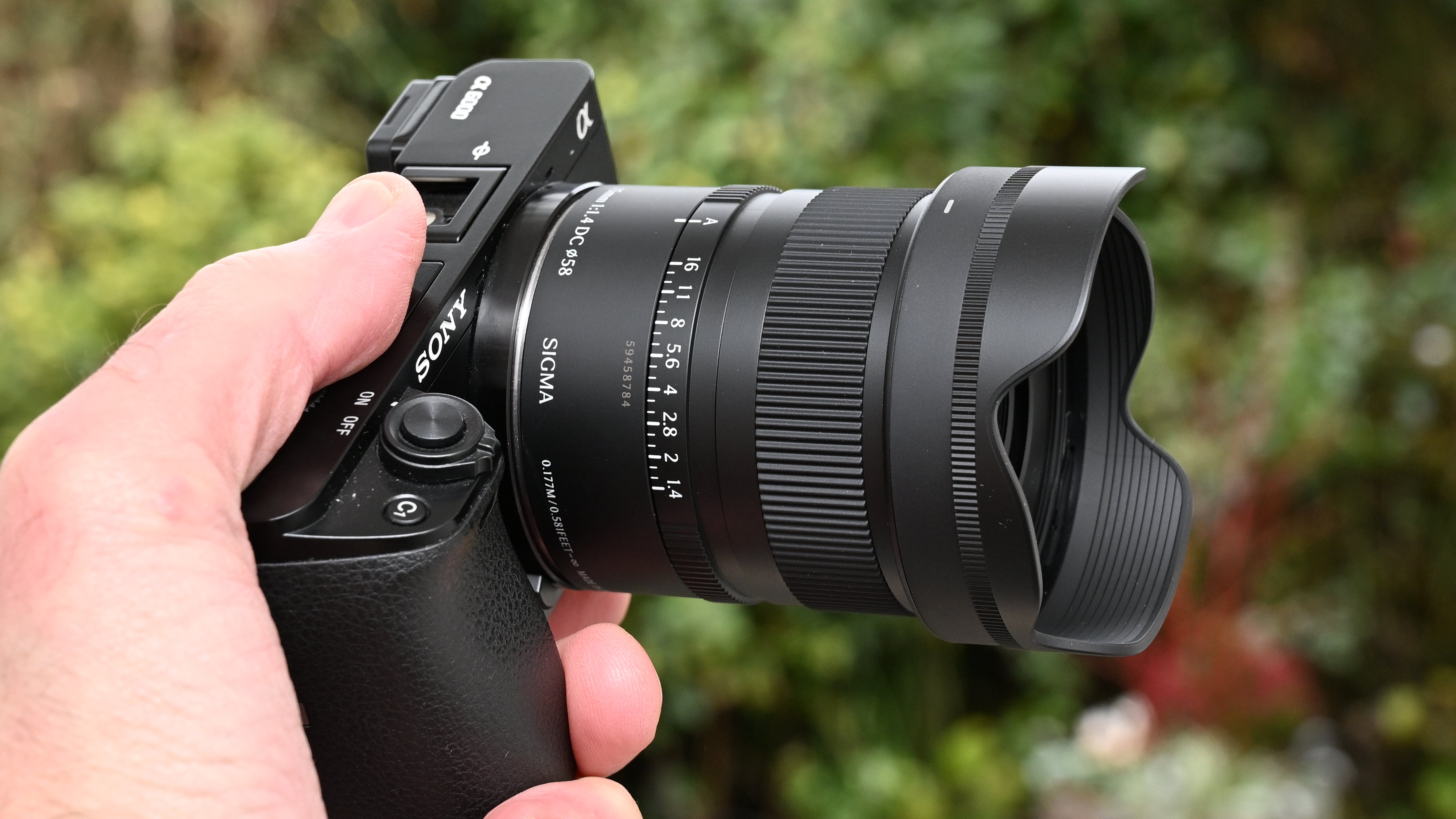 Sigma 15mm f/1.4 DC | C product image
