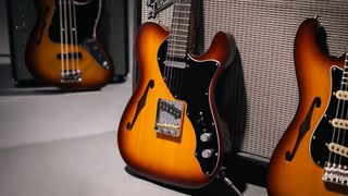 Fender Suona Telecaster Thinline