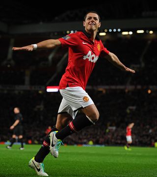 Manchester United’s Javier Hernandez scored a late winner against Stoke