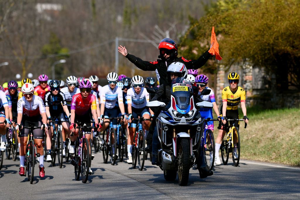 CITTIGLIO ITALY MARCH 20 The peloton are stopped due to the race being neutralised because of a traffic accident on the road during the 46th Trofeo Alfredo BindaComune di Cittiglio 2021 Womens Elite a 1418km one day race from Cocquio Trevisago to Cittiglio TrBinda UCIWWT on March 20 2022 in Cittiglio Italy Photo by Tim de WaeleGetty Images