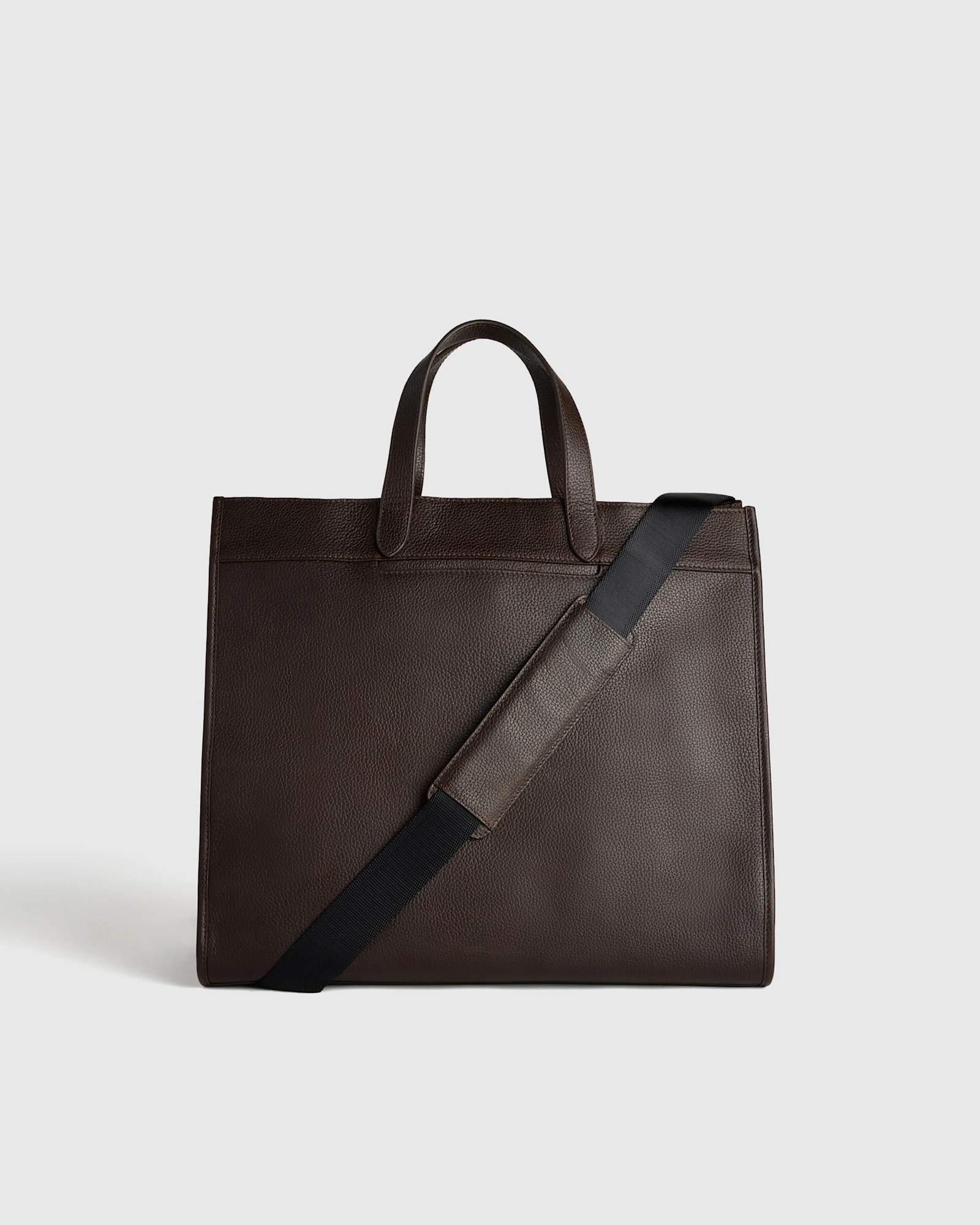 Excursion Italian Leather Tote in Hickory