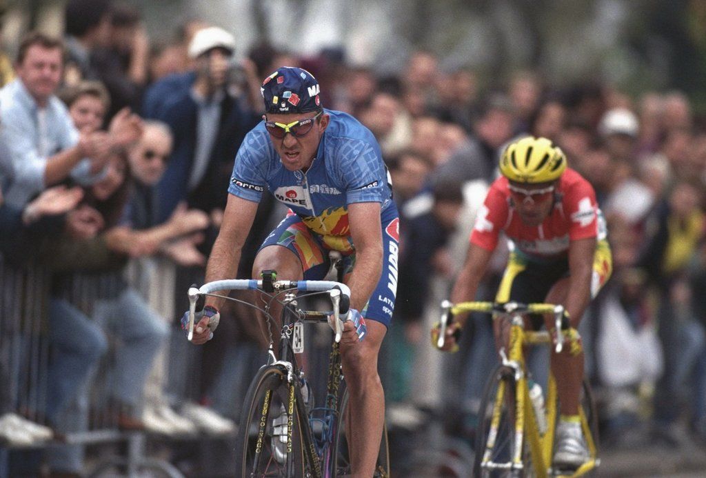 Johan Museeuw of Belgium wins the 1996 Worlds