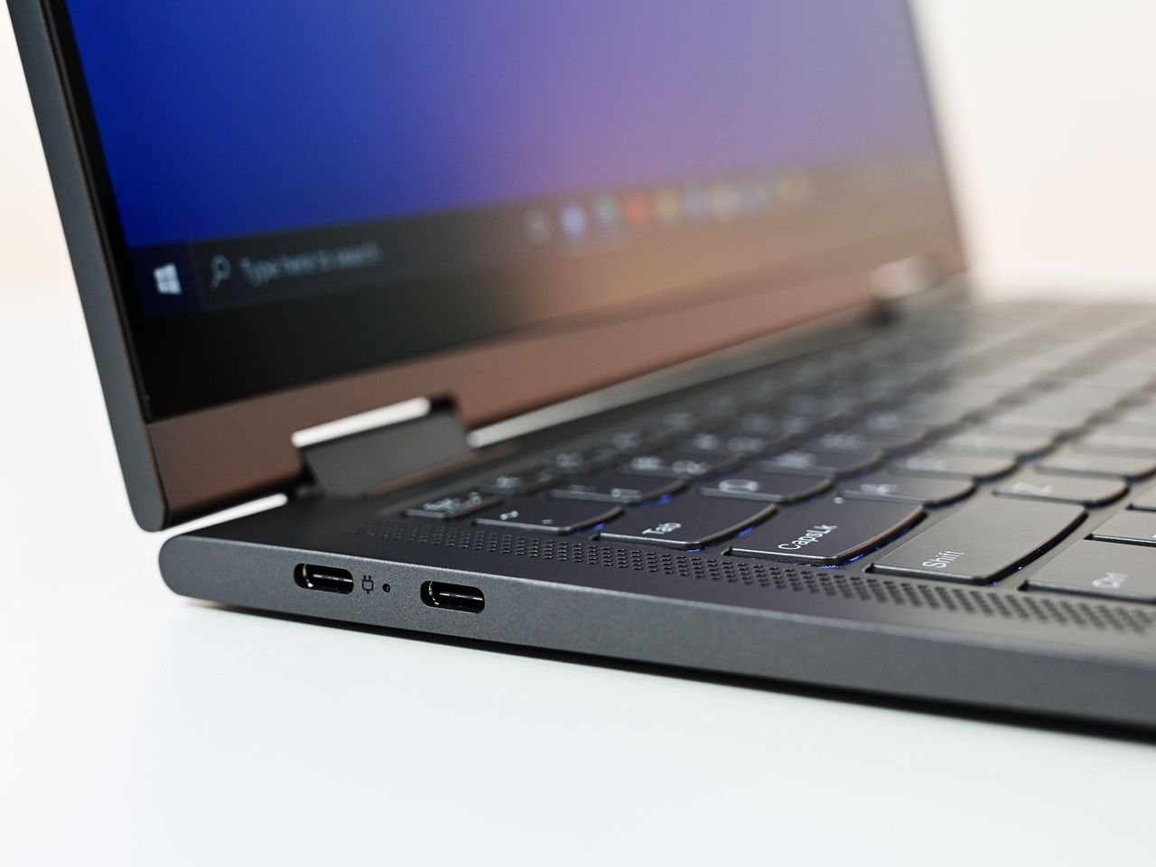 Lenovo Flex 5g Ports