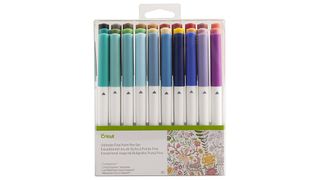 Best Cricut pens; a selection of 30 coloured pens