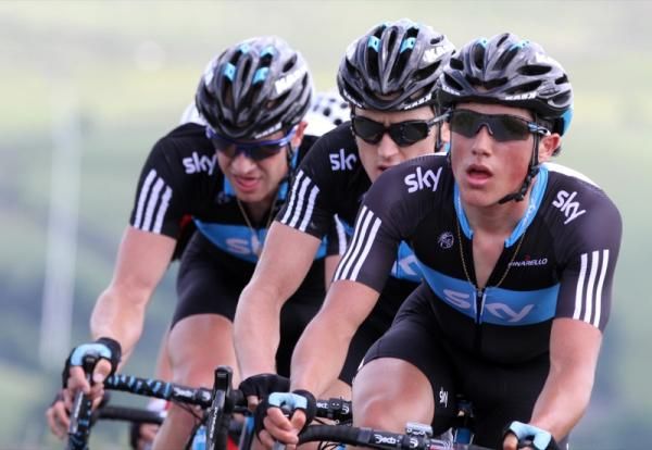 Peter Kennaugh (Sky) leads Geraint Thomas (Sky) and Ian Stannard (Sky).