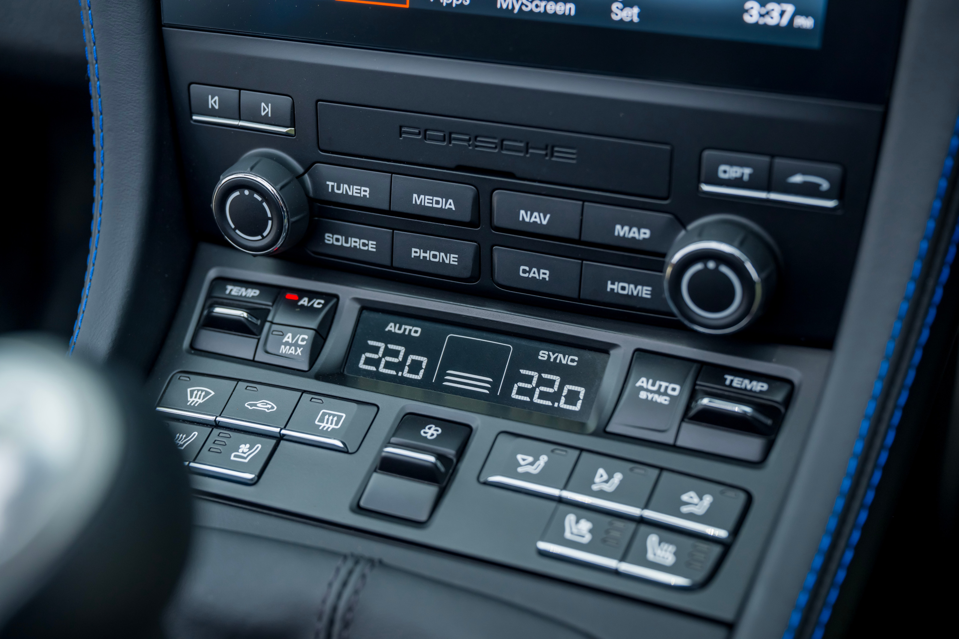 Porsche 718 Boxster GTS 4.0 interior
