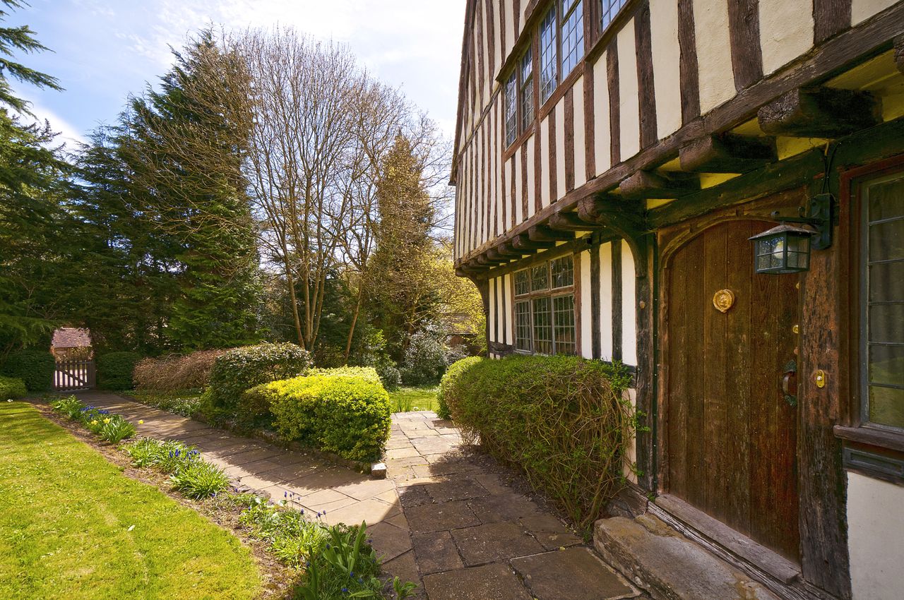 Images of Harts House in Kent