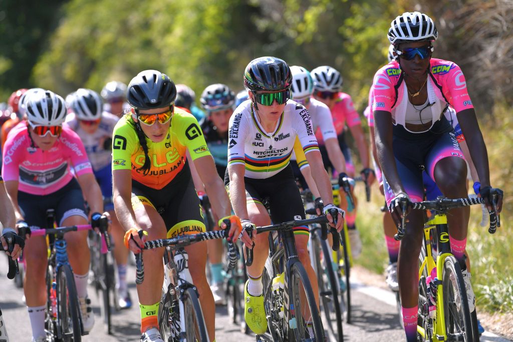 ARCIDOSSO ITALY SEPTEMBER 12 Annemiek Van Vleuten of The Netherlands and Team Mitchelton Scott Teniel Campbell of Trinidad and Tobago and Team Valcar Travel Service during the 31st Giro dItalia Internazionale Femminile 2020 Stage 2 a 1248km stage from Civitella Paganico to Arcidosso GiroRosaIccrea GiroRosa on September 12 2020 in Arcidosso Italy Photo by Luc ClaessenGetty Images