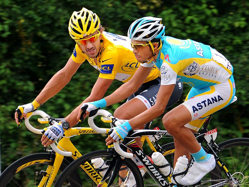 Early Tour de France race leader and Contador have a chat during the 2010 Tour