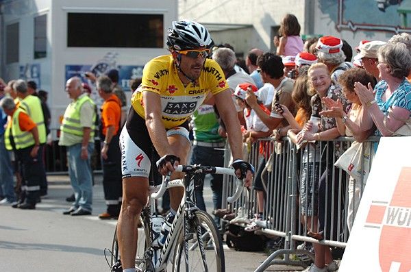 Cancellara held on to the overall lead.