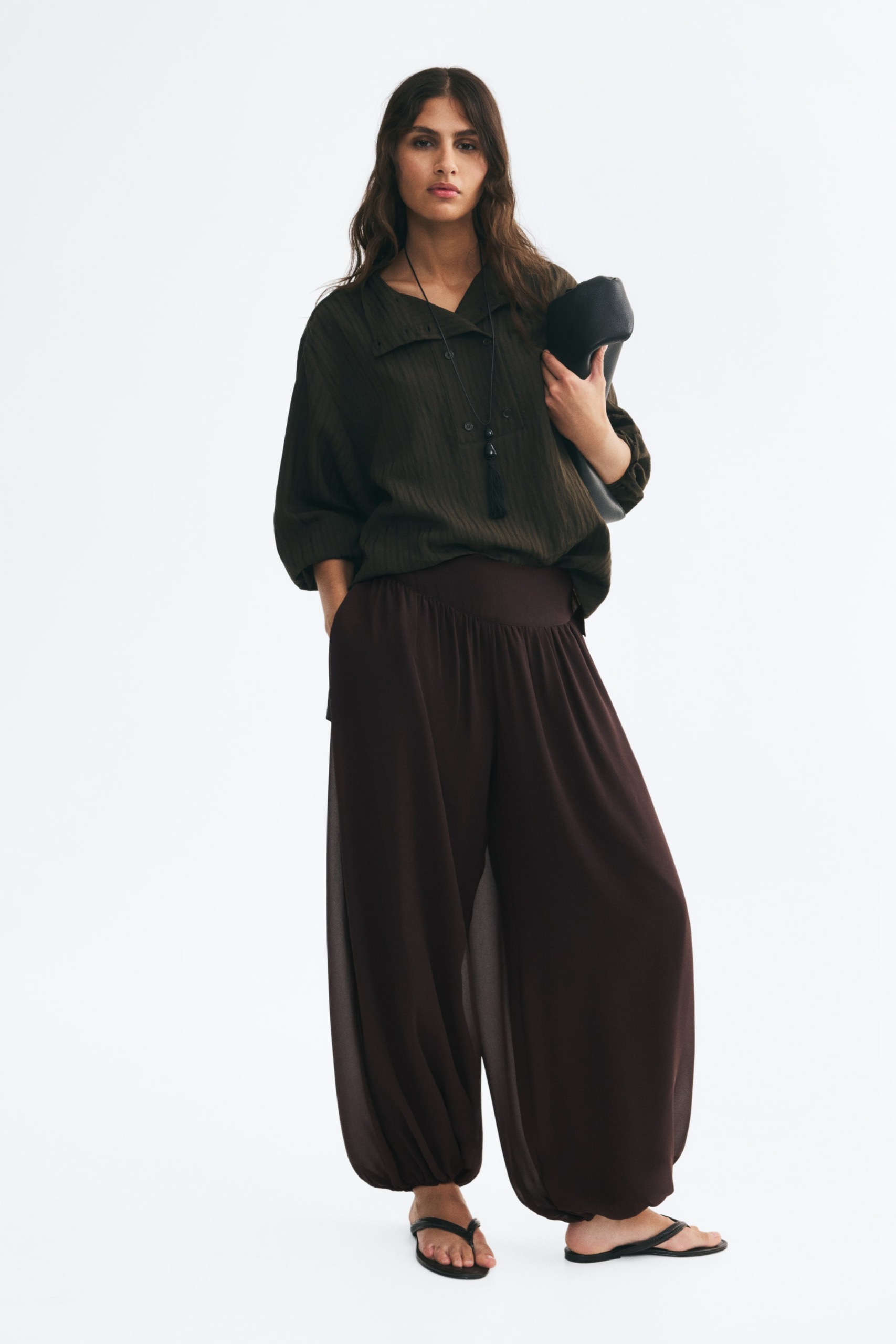 Loose-Fit Balloon-Leg Pants
