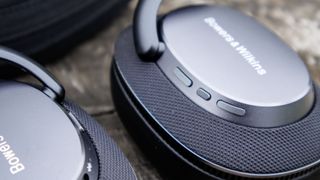 Bowers & Wilkins PX7 S3