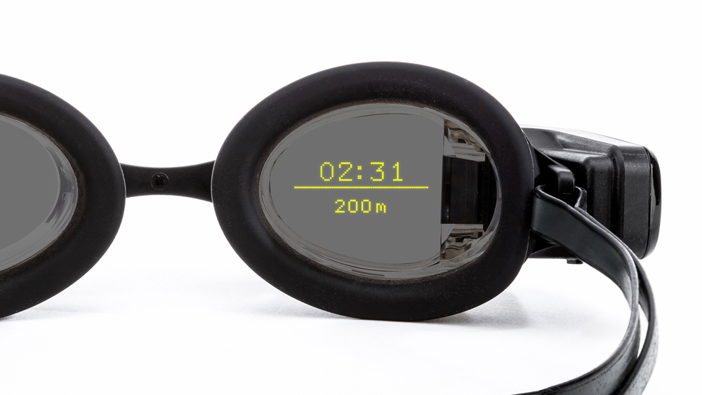 Form Smart swimming goggles, view of lense displaying pace over 200m