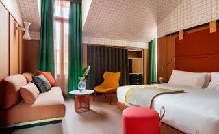 Natural tones in hotel room design