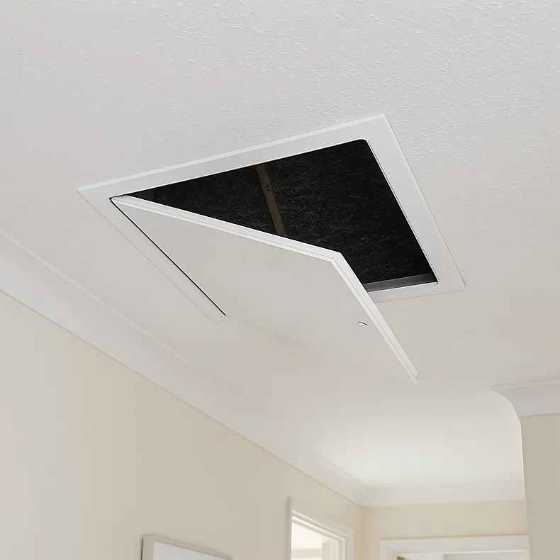 A B&amp;amp;Q hinged loft hatch
