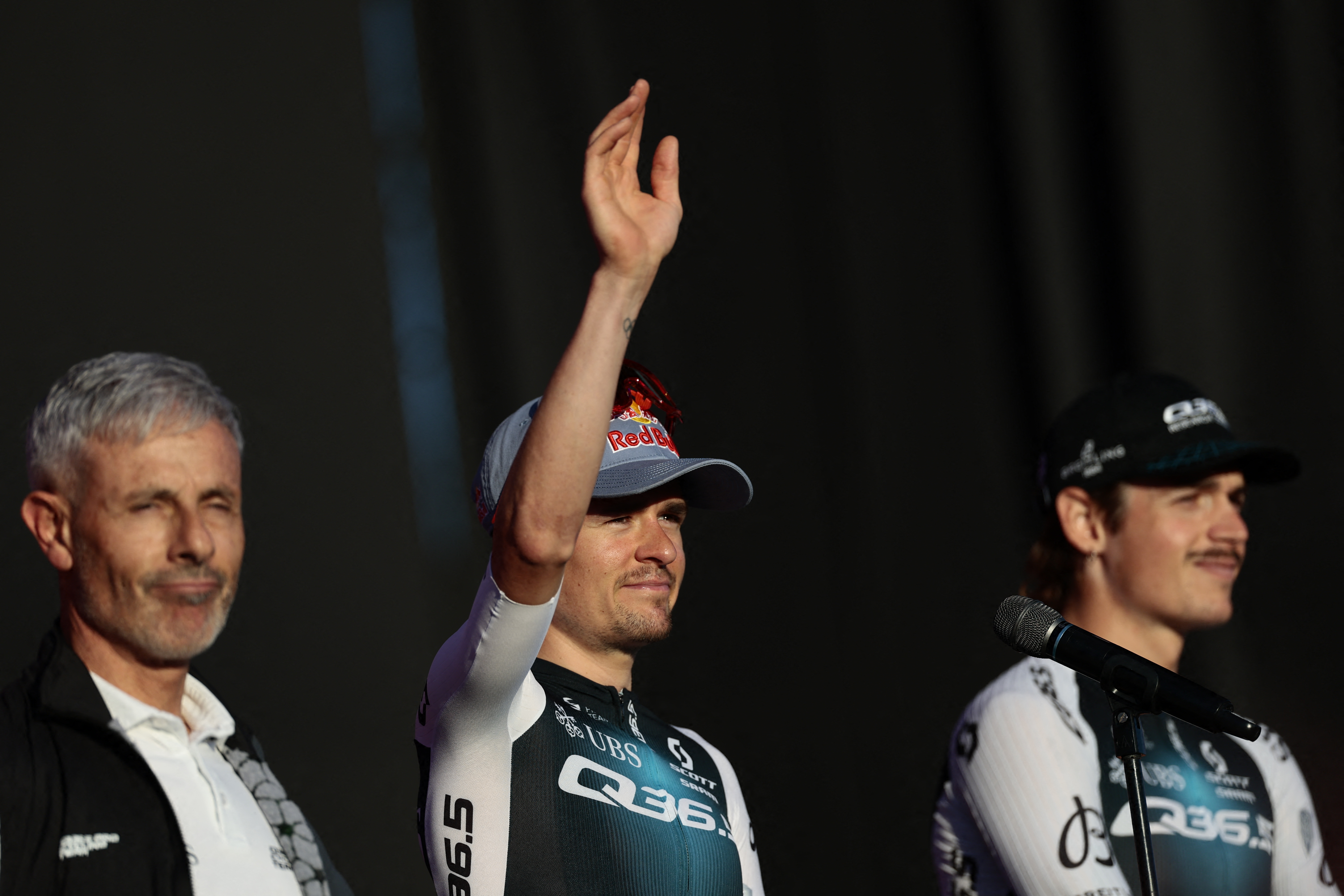 Tom Pidcock at the Giro d&#039;Italia 2025 presentation