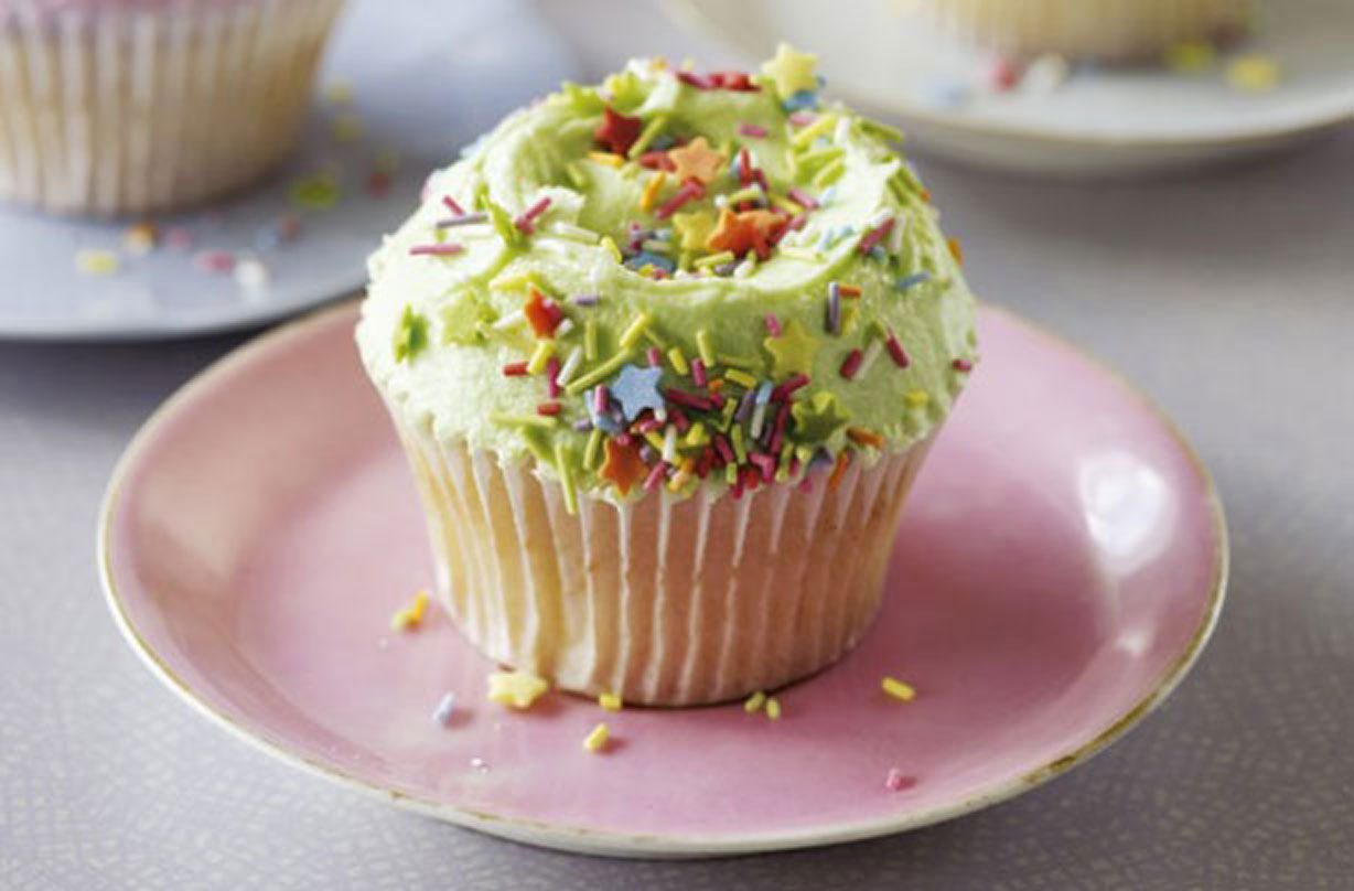 The Hummingbird Bakery vanilla cupcakes | American Recipes | GoodTo