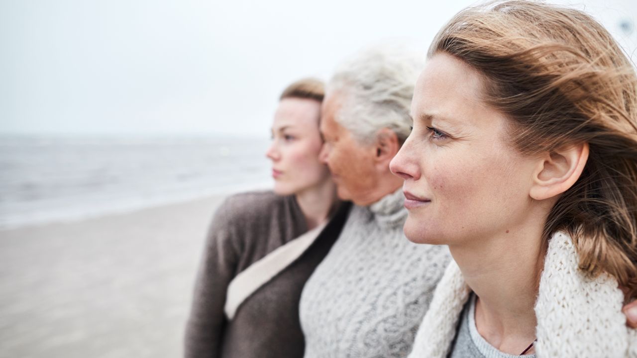 3 generations of women, grandmother, mother, daughter