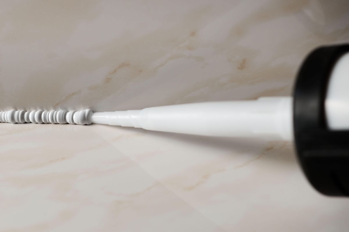 How to caulk a shower: a simple DIY route to a brighter finish