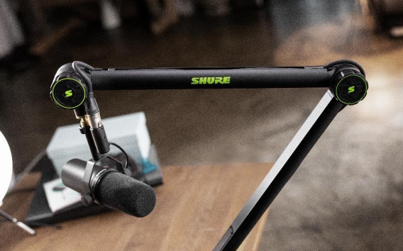 Shure has partnered with Gator for new mic stands and cases. 