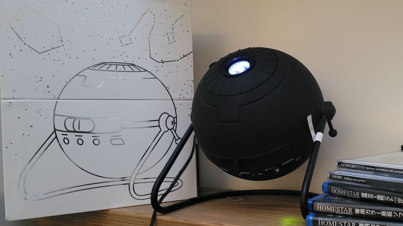Photo of the Sega Toys Homestar Flux