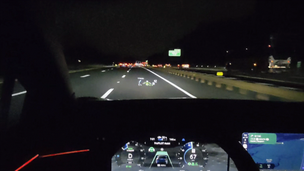 2026 Nissan Leaf head-up display.