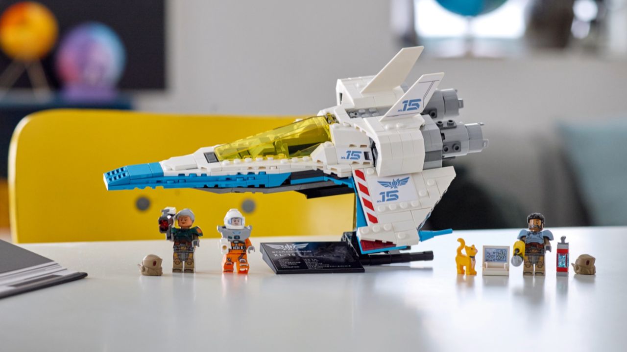 LEGO XL-15 Spaceship