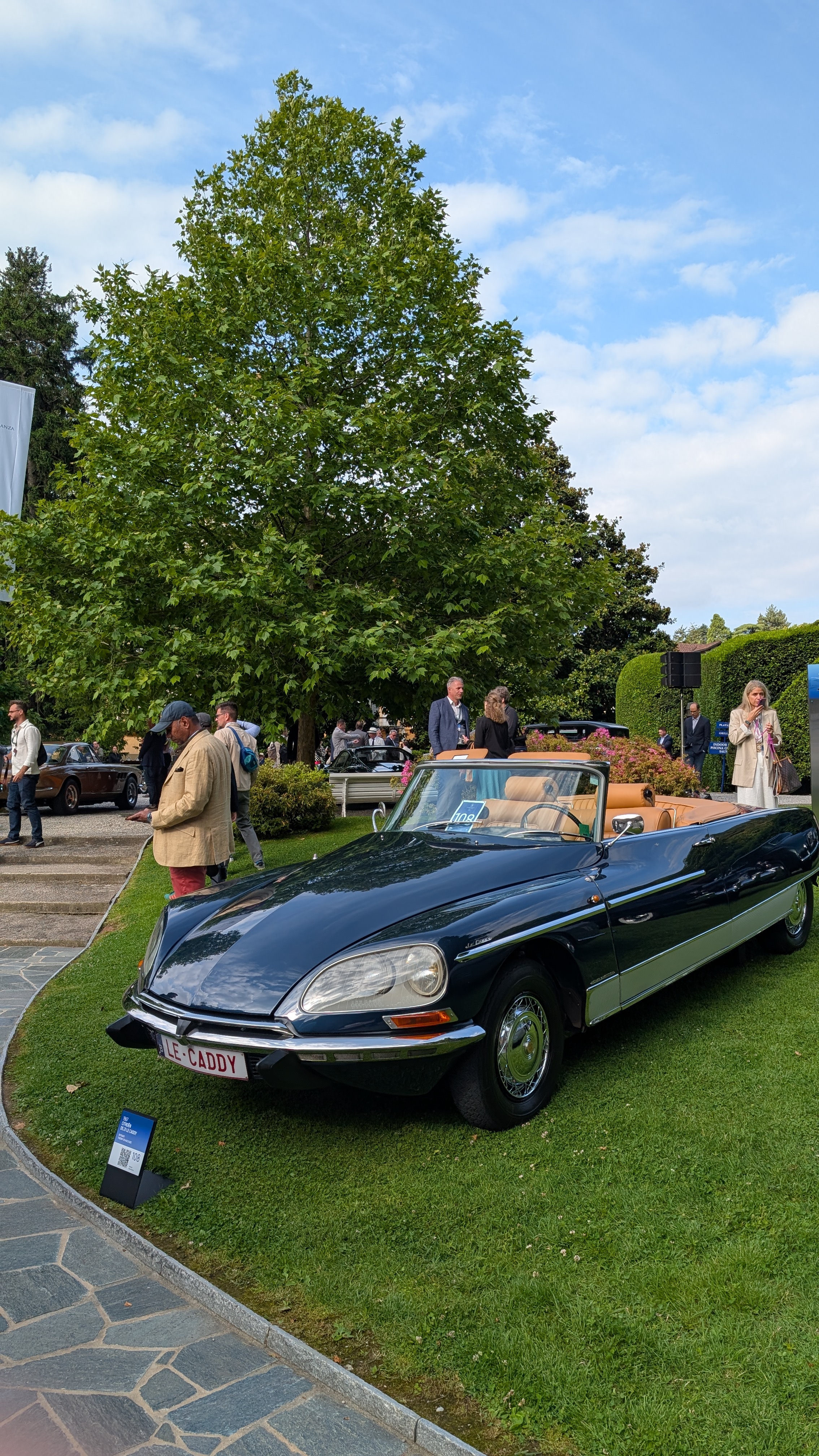 The magnificent Citroën DS 21 Le Caddy convertible, 1967
