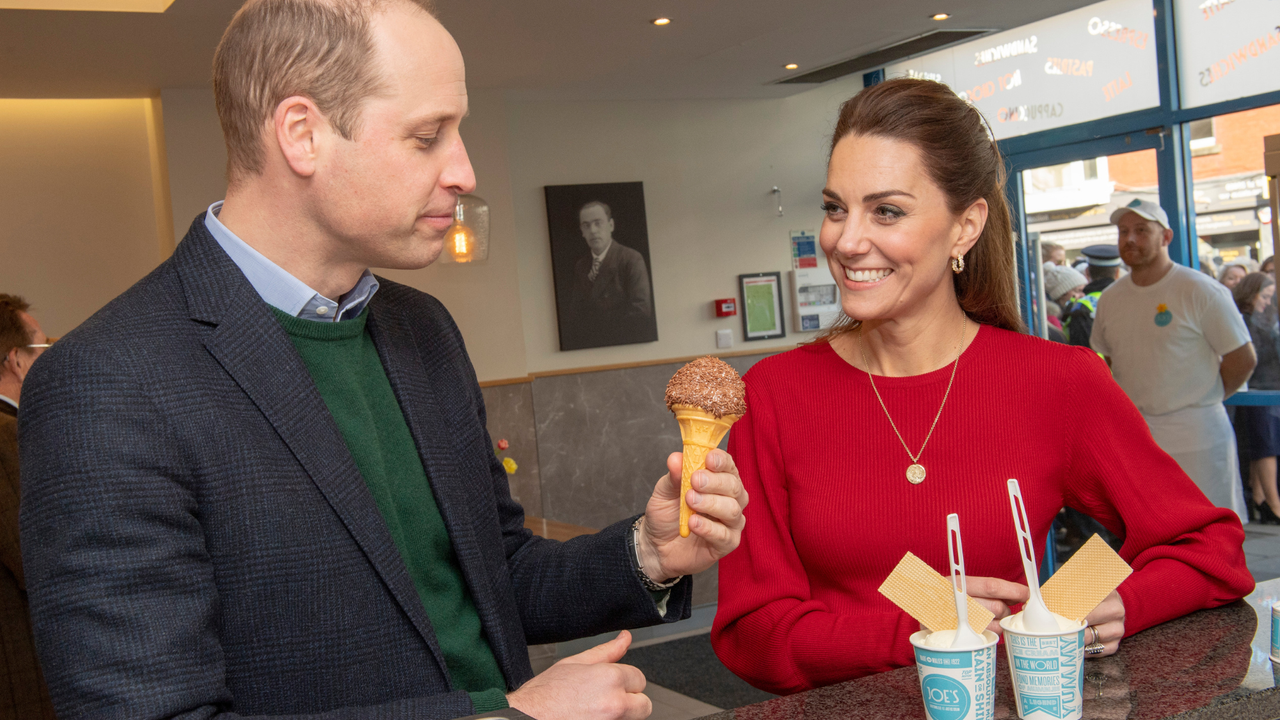 rince William, Duke of Cambridge and Catherine, Duchess of Cambridge eat ice cream during a visit to Joe&#039;s Ice Cream Parlour in the Mumbles to meet local parents and carers on February 04, 2020 near Swansea, South Wales.The Duchess of Cambridge launched a landmark survey &#039;5 Big Questions on the Under Fives&#039; on the 21st January which aims to spark a UK-wide conversation on raising the next generation.