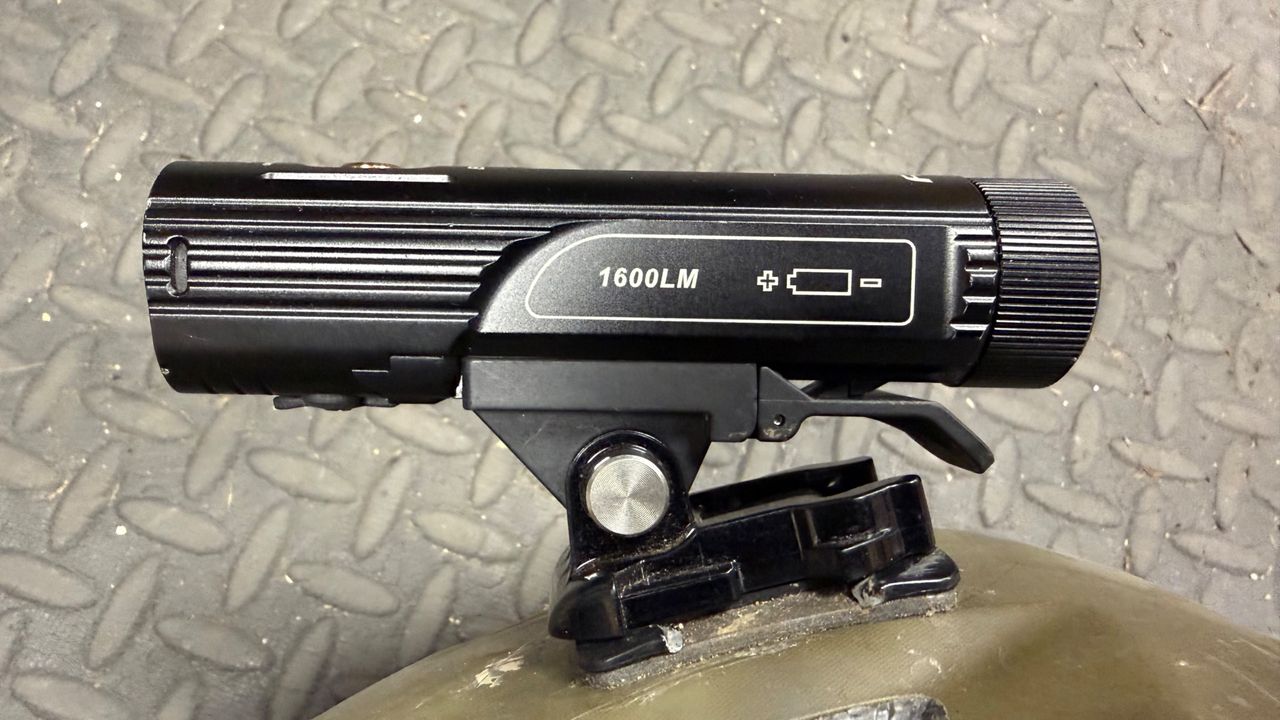 Fenix BC26R helmet light