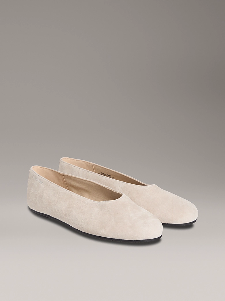 Calvin Klein, Suede